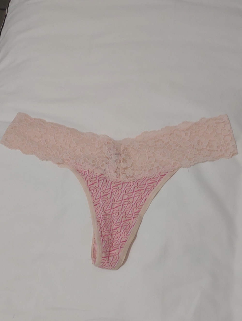 Victoria's Secret Light Pink Lace Waist Thong with Pink Pattern